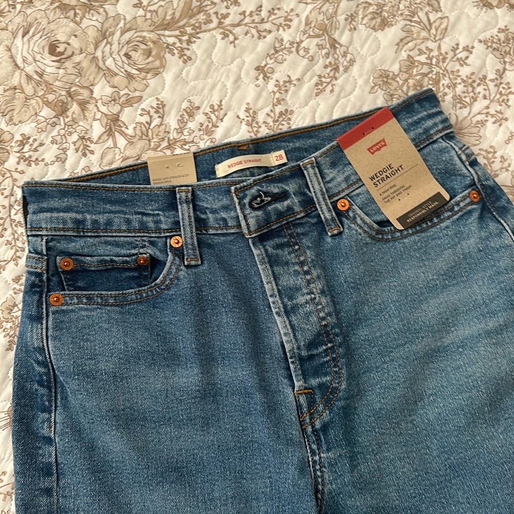 Levi's Women's Wedgie Straight Jeans, Color: Love in The Mist